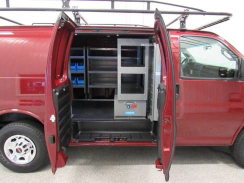 Used 2020 GMC Savana 3500 w/ Driver Convenience Package image 21