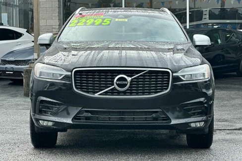 Used 2018 Volvo XC60 T6 R-Design w/ Convenience Package image 9