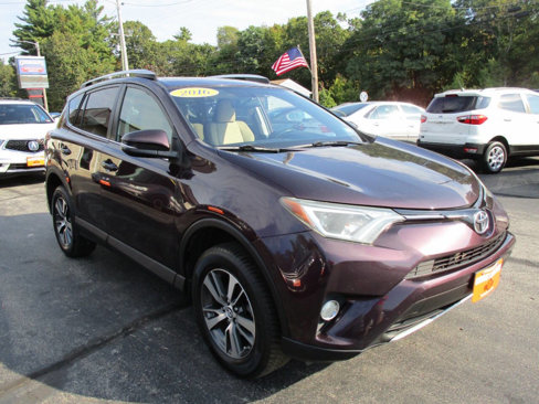 Used 2016 Toyota RAV4 XLE image 3