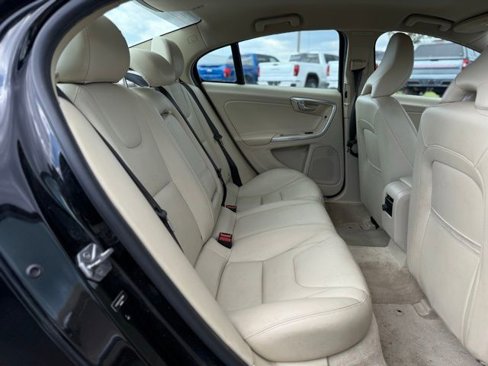 Used 2015 Volvo S60 T5 image 22