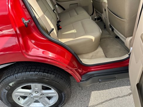 Used 2009 Ford Escape XLT image 23