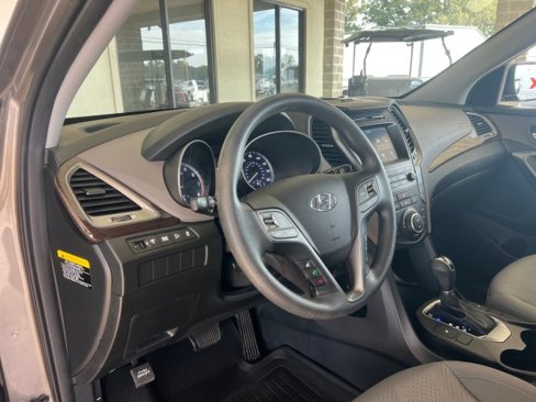 Used 2017 Hyundai Santa Fe Sport w/ 2.4L Value Package 06 image 16