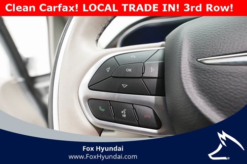 Used 2020 Chrysler Pacifica Limited image 18