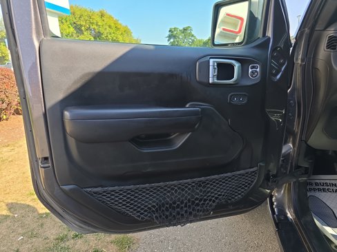 Used 2019 Jeep Wrangler Unlimited Sport S image 17