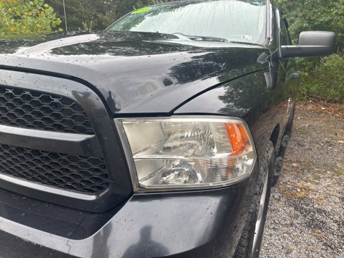 Used 2015 RAM 1500 Express image 3