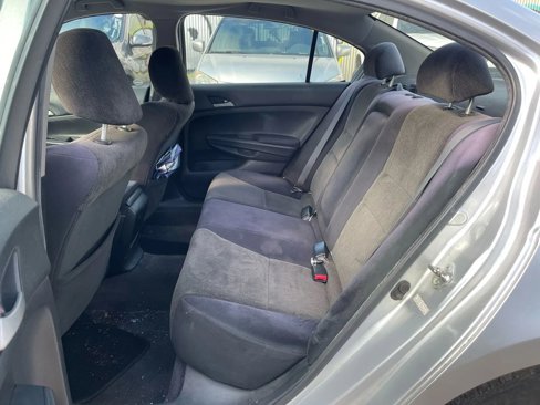 Used 2010 Honda Accord LX image 9