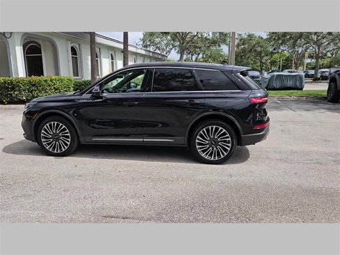 Used 2022 Lincoln Corsair Reserve image 26