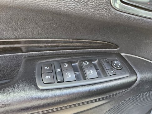 Used 2016 Dodge Durango Limited image 29