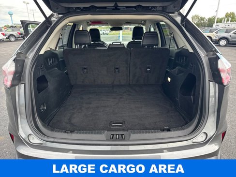 Used 2023 Ford Edge SEL image 13