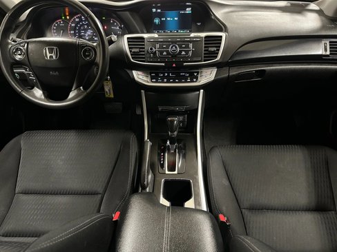 Used 2015 Honda Accord Sport image 11