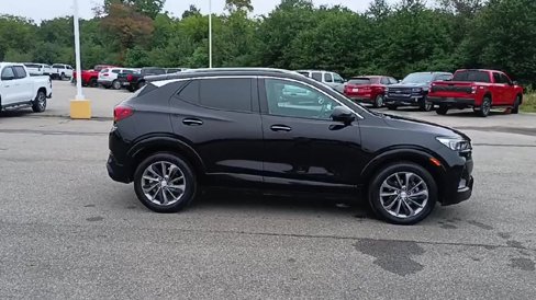 Certified 2022 Buick Encore GX Select w/ Sport Touring Package image 9