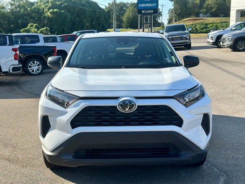 Used 2022 Toyota RAV4 LE image 2