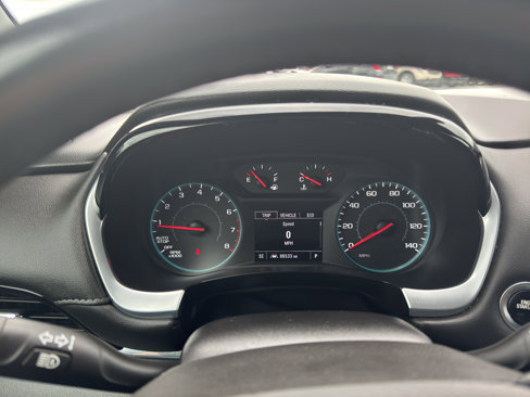 Used 2022 Chevrolet Traverse LT image 11