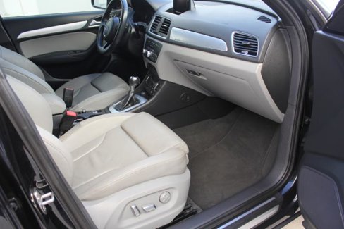 Used 2018 Audi Q3 2.0T Premium w/ Convenience Package image 24