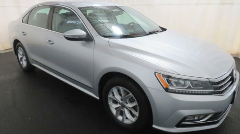 Used 2016 Volkswagen Passat 1.8T S w/ Lighting Package (P06) image 10