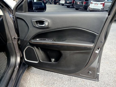 Used 2019 Jeep Compass Latitude w/ Popular Equipment Group image 14