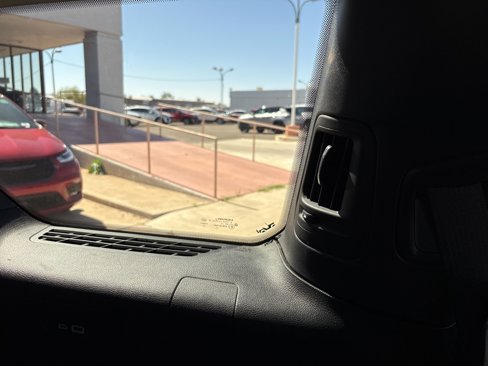 Used 2022 Jeep Grand Cherokee L Laredo image 47