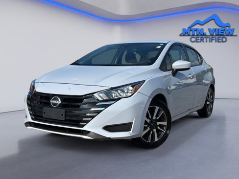 Used 2024 Nissan Versa SV w/ Trunk Package image 2
