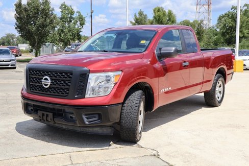 Used 2017 Nissan Titan S image 19