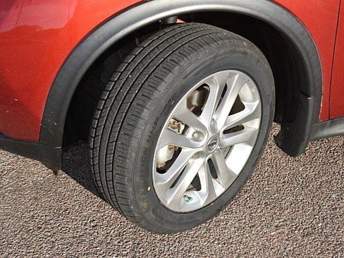 Used 2015 Nissan Juke SL image 9