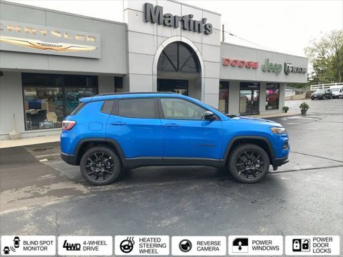 Used 2025 Jeep Compass Latitude w/ Altitude Special Edition image 1