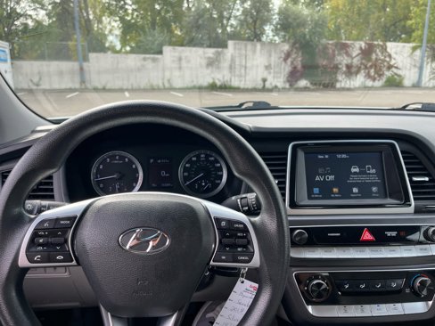 Used 2018 Hyundai Sonata SE image 11