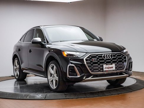 Used 2022 Audi SQ5 Premium w/ Convenience Package image 3