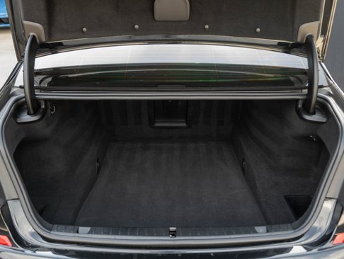 Used 2019 BMW 740i w/ Executive Package image 30