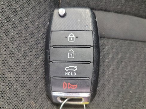 Used 2017 Kia Optima LX image 32