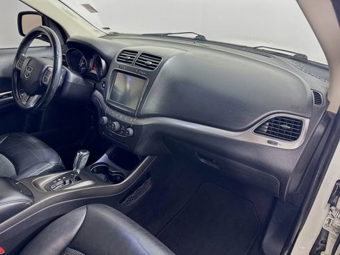 Used 2020 Dodge Journey Crossroad image 32