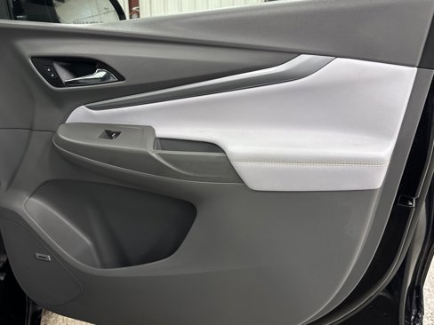 Used 2023 Chevrolet Bolt EUV Premier w/ Sun & Sound Package image 26