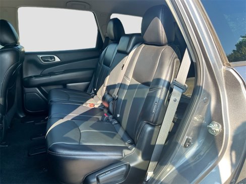 Certified 2020 Nissan Pathfinder SL image 22