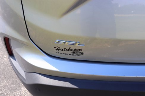 Used 2023 Ford Edge SEL image 11