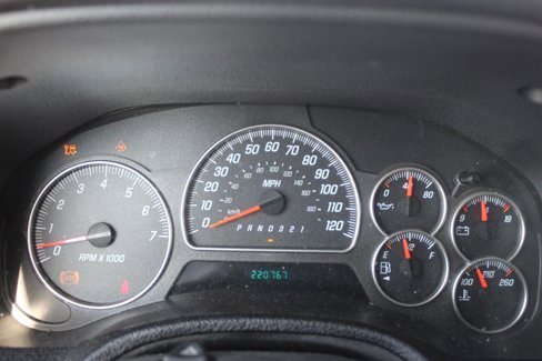 Used 2006 GMC Envoy SLE image 15