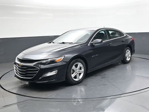 Used 2023 Chevrolet Malibu LT w/ Driver Confidence Package image 8