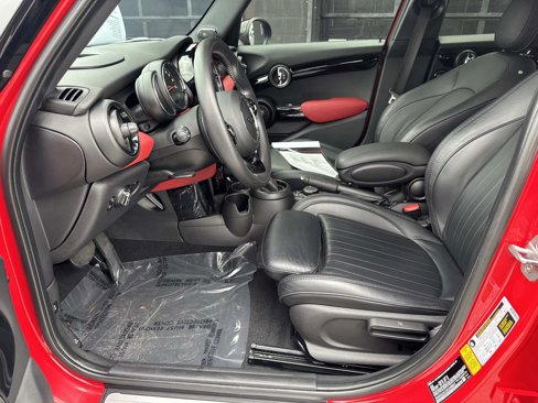 Used 2019 MINI Cooper S image 16