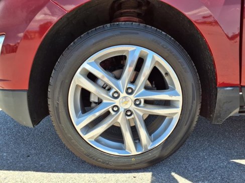 Used 2018 Chevrolet Equinox Premier image 31
