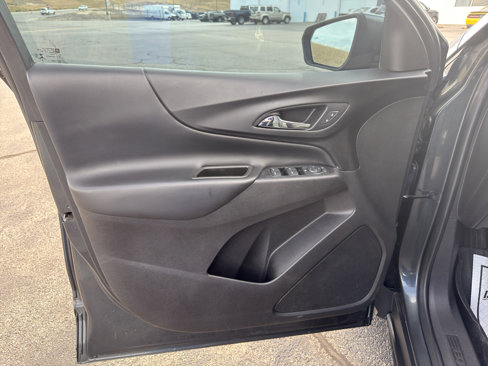 Used 2019 Chevrolet Equinox LT image 10
