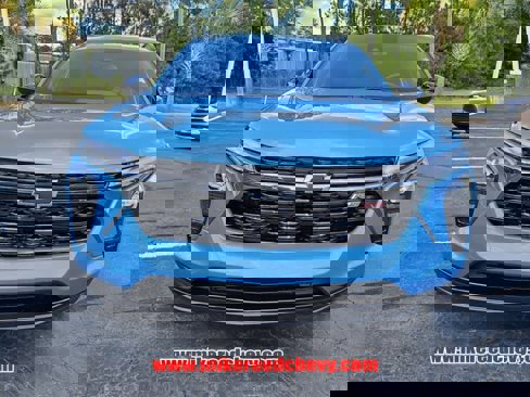 New 2025 Chevrolet Trax RS w/ Driver Confidence Package image 2