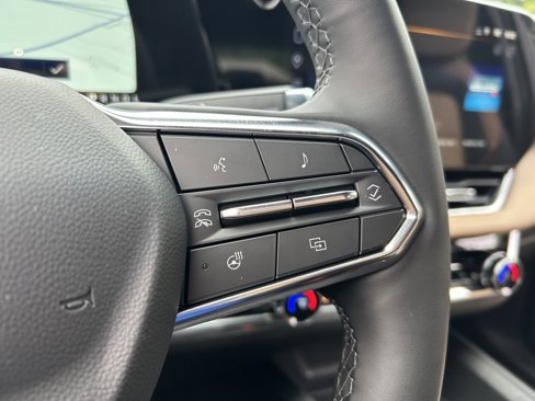 New 2026 Chevrolet Equinox ACTIV w/ Safety and Technology Package image 27