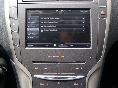 Used 2016 Lincoln MKZ image 15