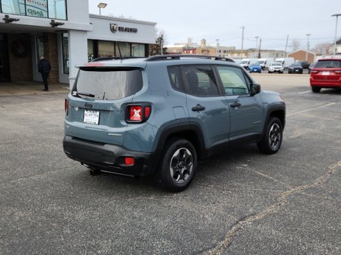 Used 2017 Jeep Renegade Sport w/ Power & Air Group image 3