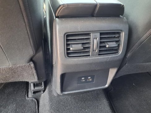 Used 2023 Nissan Rogue SV image 7