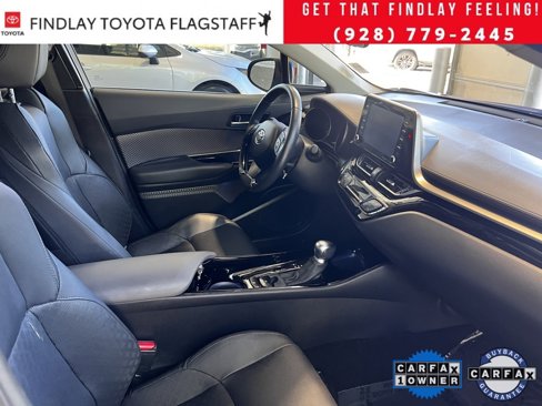 Used 2022 Toyota C-HR Limited image 45