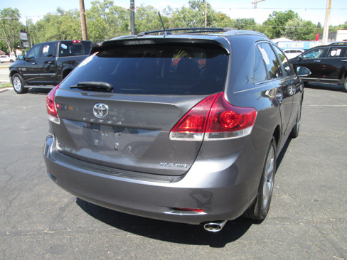 Used 2015 Toyota Venza XLE image 15