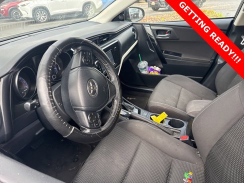 Used 2017 Toyota Corolla iM image 9