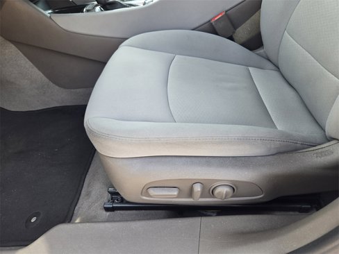 Used 2022 Chevrolet Malibu LT image 19