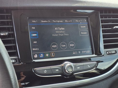 Used 2022 Buick Encore Preferred w/ Safety Package image 21