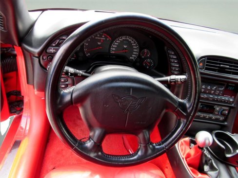Used 2002 Chevrolet Corvette Convertible w/ Preferred Equipment Group2 image 35