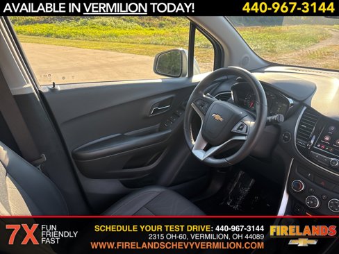 Certified 2022 Chevrolet Trax LT w/ LT Convenience Package image 25